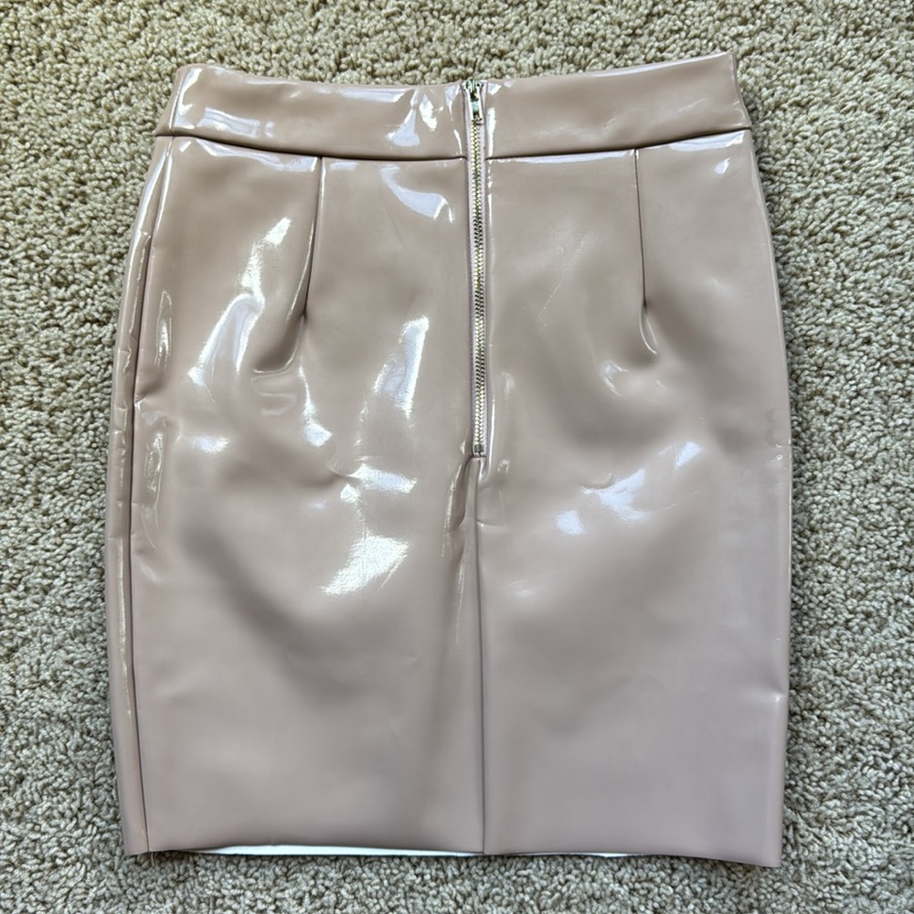 Oh Polly Vinyl Mini Skirt size 6 - Picture 2 of 3